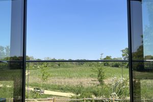 Photo 30- click for photo gallery